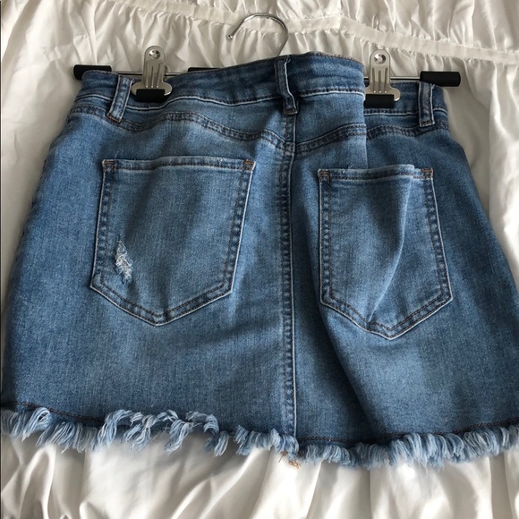 Denim mini skirt - Picture 2 of 3